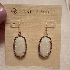 Kendra Scott Silver Dani in Kyocera Opal